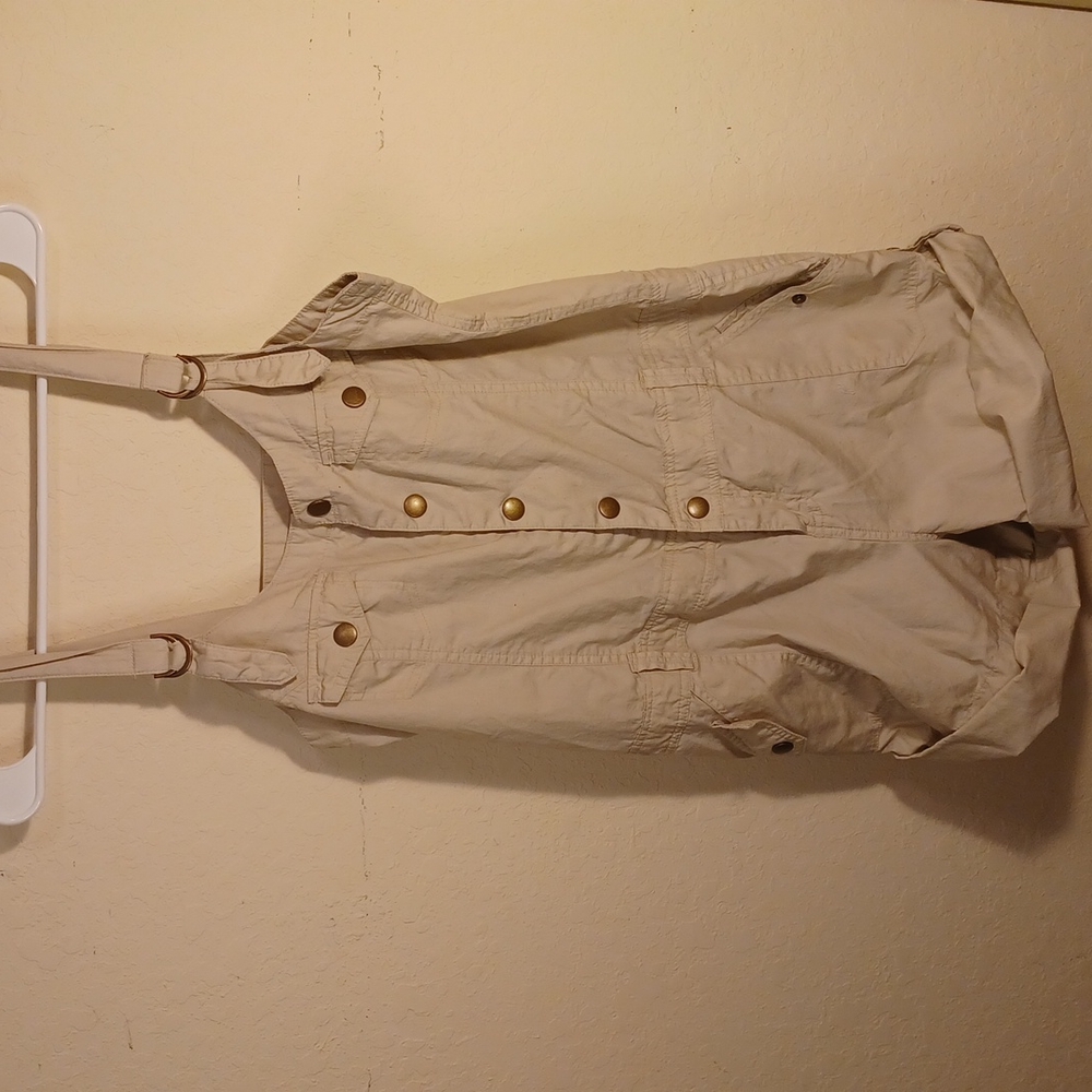 Beige romper